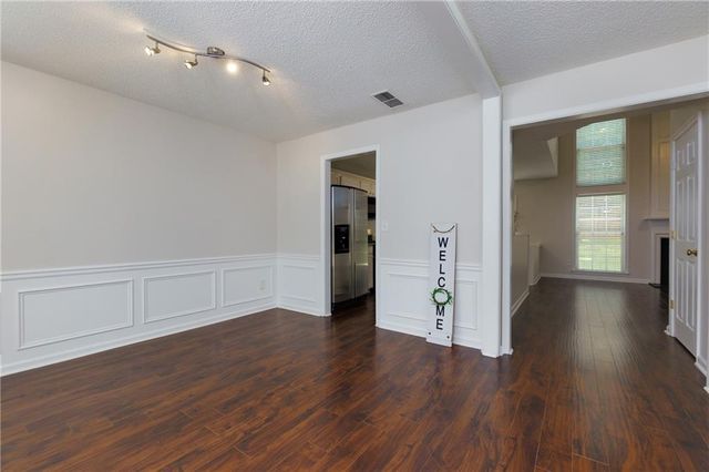306 Burdock Trace, Woodstock, GA 30188