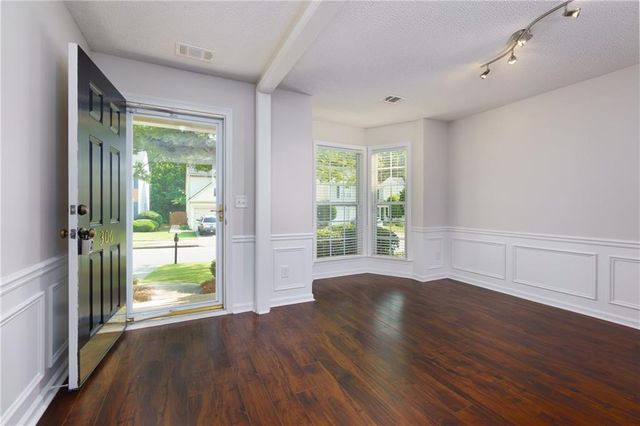 306 Burdock Trace, Woodstock, GA 30188