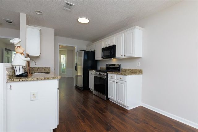 306 Burdock Trace, Woodstock, GA 30188