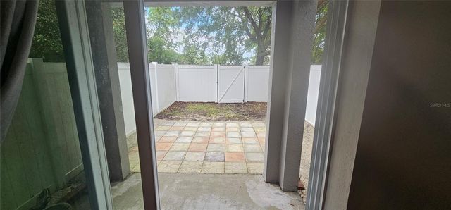 9313 SHEPTON STREET, Orlando, FL 32825