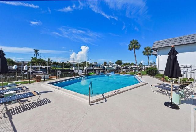 10407 WATERBIRD WAY 11, Bradenton, FL 34209