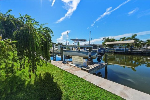 10407 WATERBIRD WAY 11, Bradenton, FL 34209