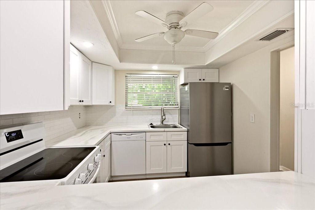 Image 12 of property listing at 10407 WATERBIRD WAY 11, Bradenton, FL 34209