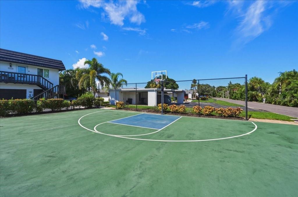 Image 33 of property listing at 10407 WATERBIRD WAY 11, Bradenton, FL 34209