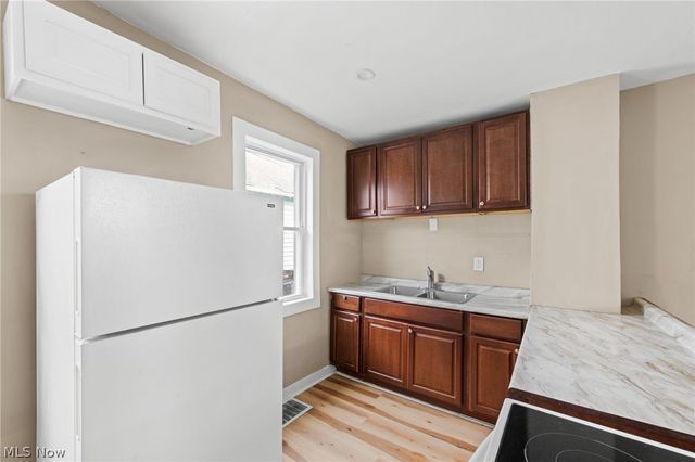 7604 Dudley Avenue, Cleveland, OH 44102