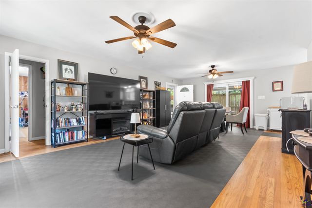 202 Woodland Drive, Warner Robins, GA 31088