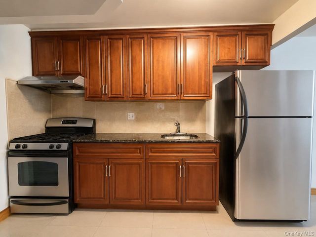 5308 90th Street 1B, Elmhurst, NY 11373