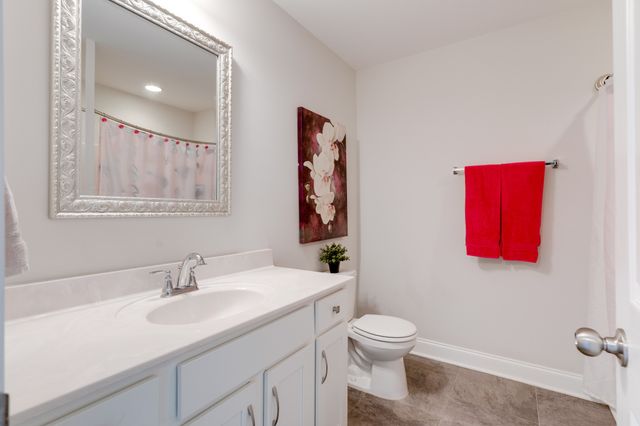 420 Longstone Rd, Gallatin, TN 37066