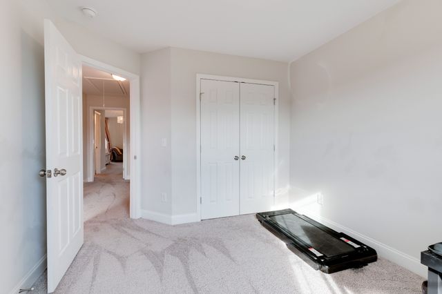 420 Longstone Rd, Gallatin, TN 37066