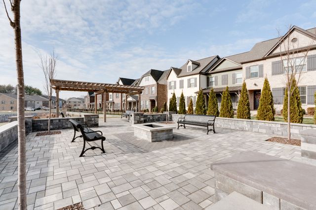 420 Longstone Rd, Gallatin, TN 37066