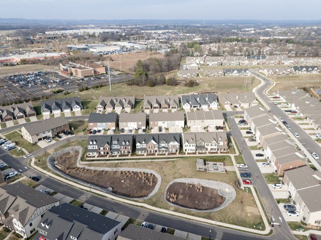 420 Longstone Rd, Gallatin, TN 37066