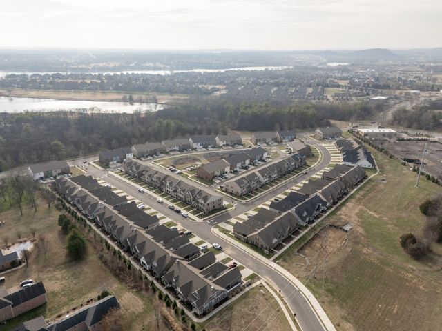 420 Longstone Rd, Gallatin, TN 37066