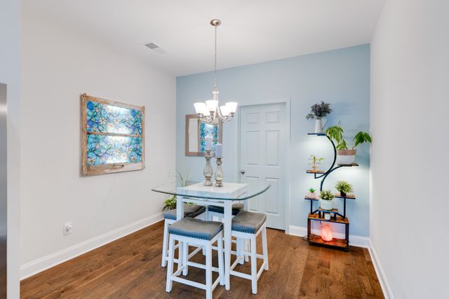 420 Longstone Rd, Gallatin, TN 37066