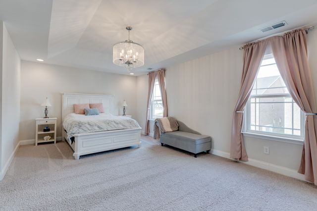 420 Longstone Rd, Gallatin, TN 37066