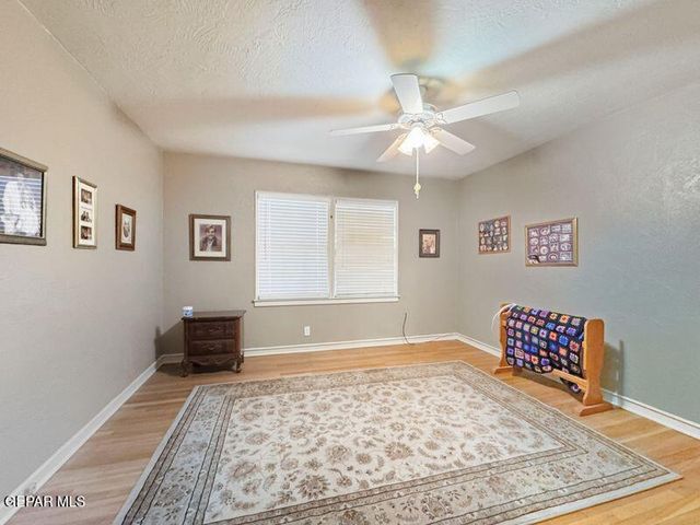 1007 KERBEY Avenue, El Paso, TX 79902