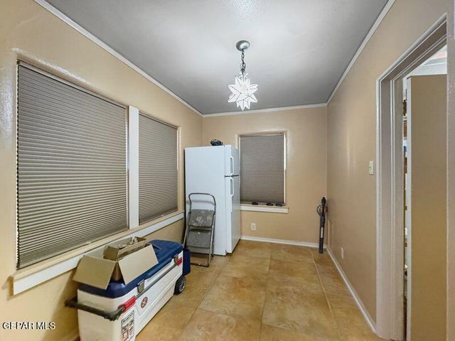 1007 KERBEY Avenue, El Paso, TX 79902