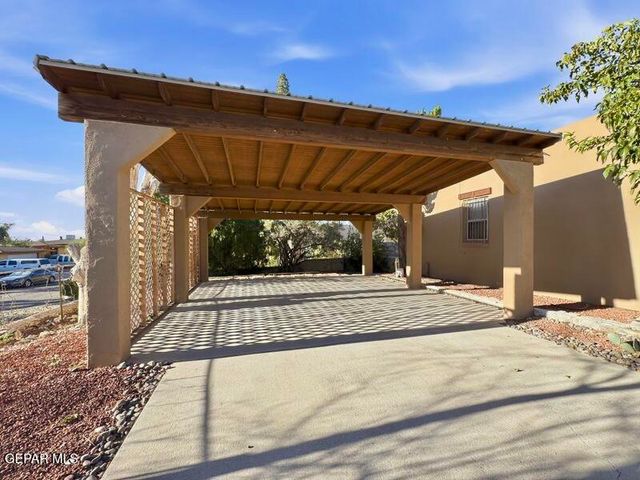 1007 KERBEY Avenue, El Paso, TX 79902