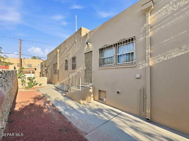 1007 KERBEY Avenue, El Paso, TX 79902