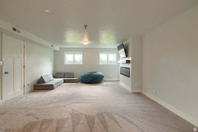 154 E 650 S, Farmington, UT 84025