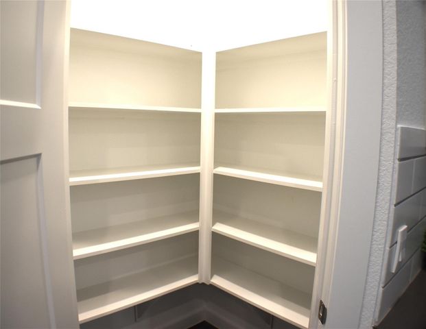 383 Westlake Terrace Drive, Conroe, TX 77304