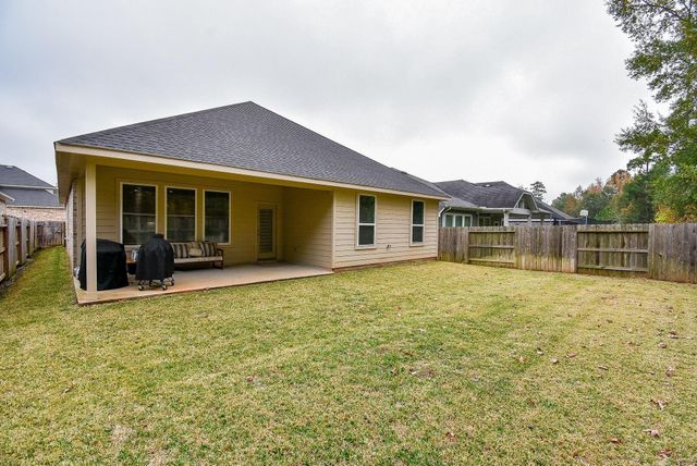 383 Westlake Terrace Drive, Conroe, TX 77304