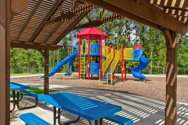 383 Westlake Terrace Drive, Conroe, TX 77304