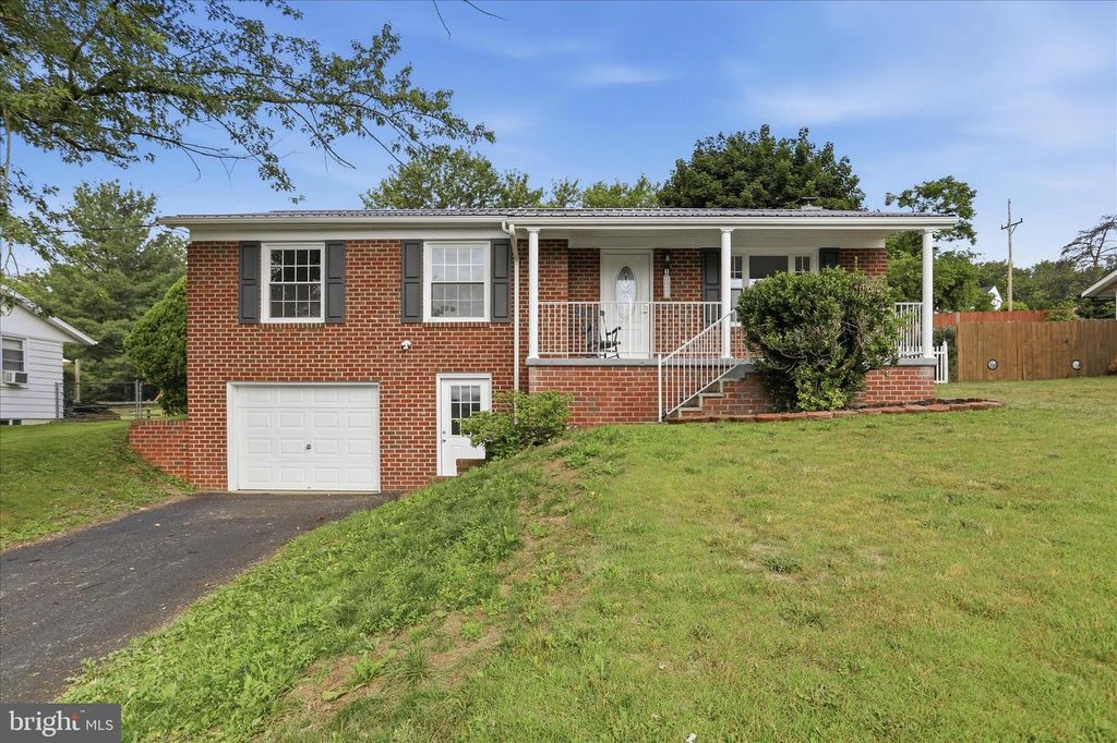 Image 1 of property listing at 15411 SHAMROCK RD SW, Cresaptown, MD 21502