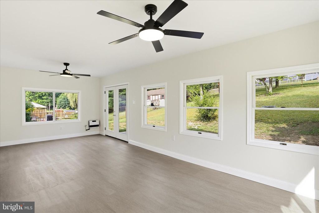 Image 18 of property listing at 15411 SHAMROCK RD SW, Cresaptown, MD 21502