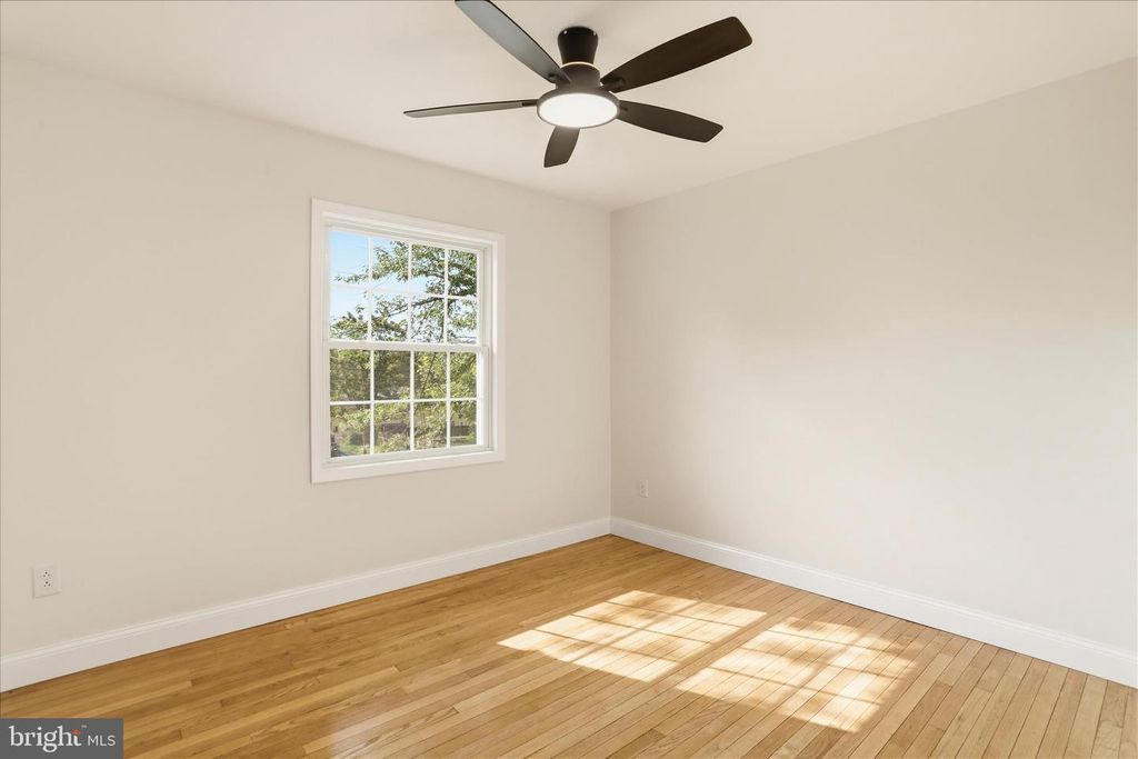 Image 24 of property listing at 15411 SHAMROCK RD SW, Cresaptown, MD 21502