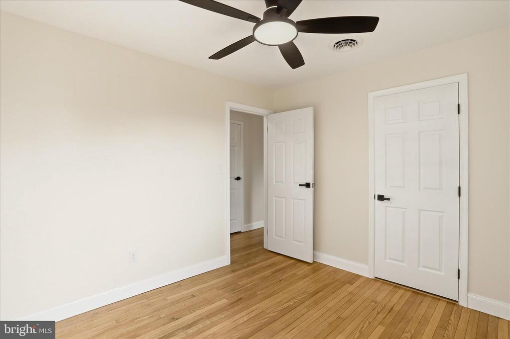Image 25 of property listing at 15411 SHAMROCK RD SW, Cresaptown, MD 21502