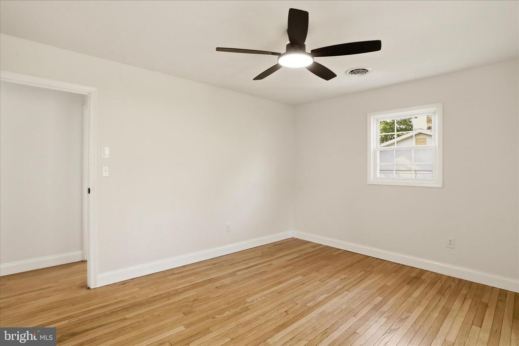 Image 30 of property listing at 15411 SHAMROCK RD SW, Cresaptown, MD 21502