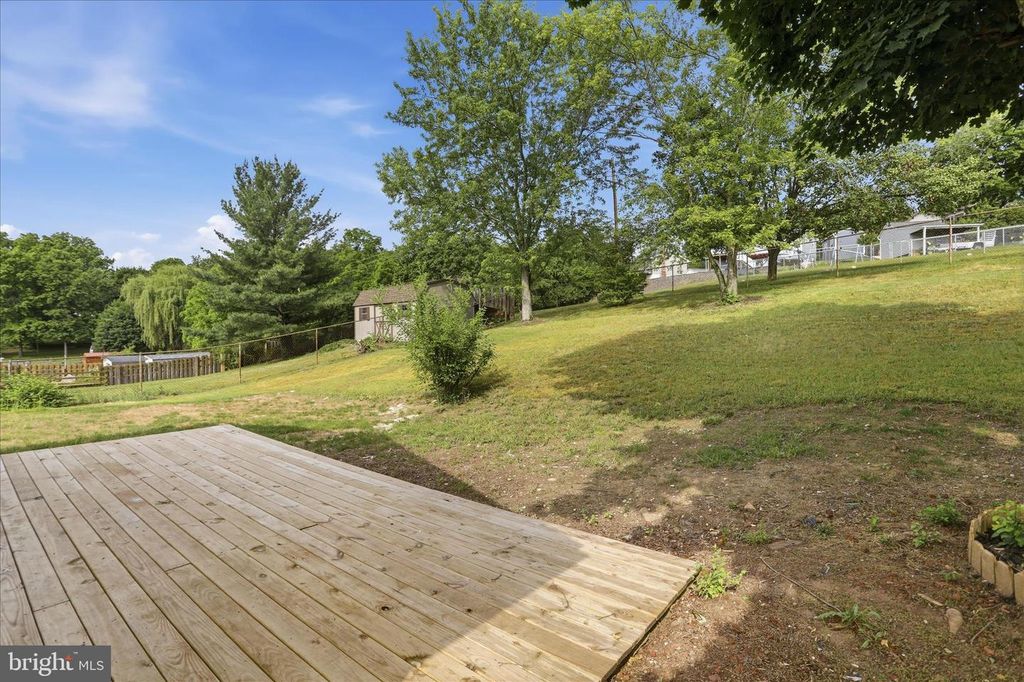 Image 34 of property listing at 15411 SHAMROCK RD SW, Cresaptown, MD 21502