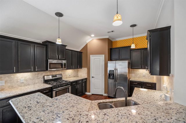 20726 Arrow Falls Lane, Richmond, TX 77407