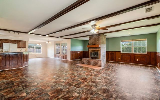 1100 County Road 12200, Paris, TX 75462