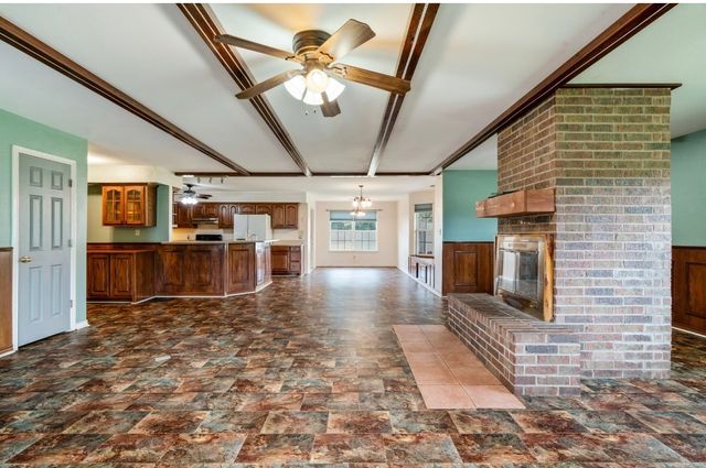 1100 County Road 12200, Paris, TX 75462