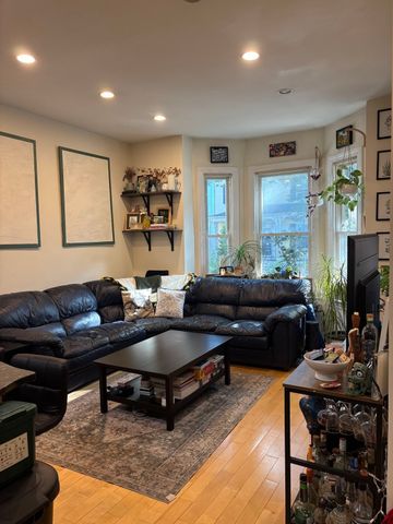209 Harvard St. 1, Cambridge, MA 02139