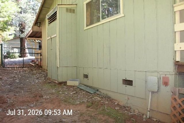 5553 Happy Pines Ct, Foresthill, CA 95631