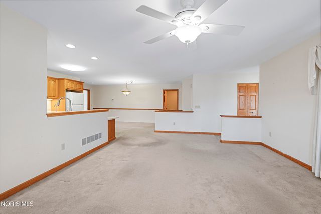 1706 Daniel Drive, Millbury, OH 43447