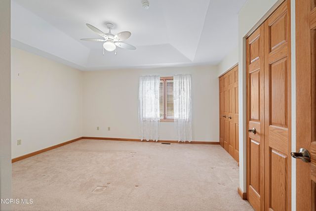 1706 Daniel Drive, Millbury, OH 43447
