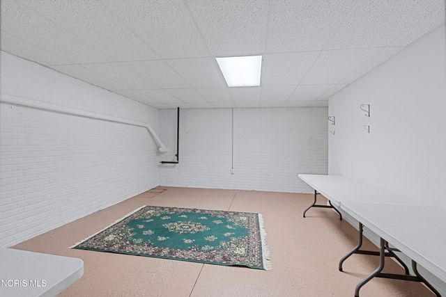 1706 Daniel Drive, Millbury, OH 43447