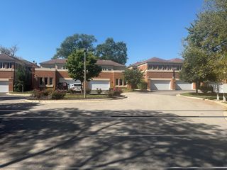 152 Finstad Drive, Libertyville, IL 60048