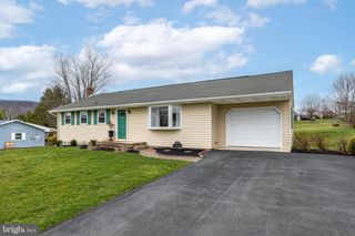 125 ARMAGAST RD, Bellefonte, PA 16823