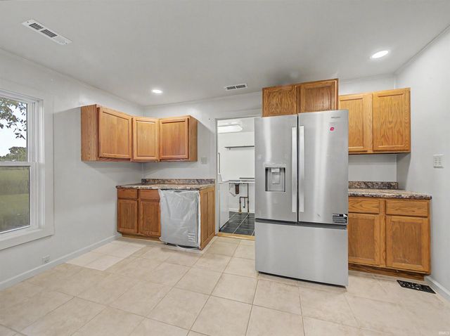 1000 Hastings Lane, Mount Vernon, IN 47620