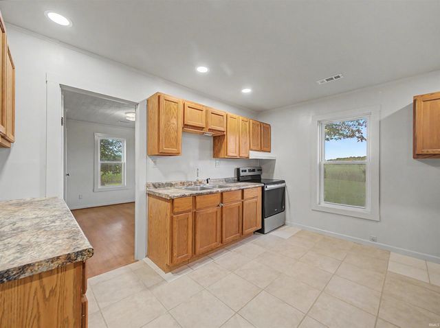 1000 Hastings Lane, Mount Vernon, IN 47620