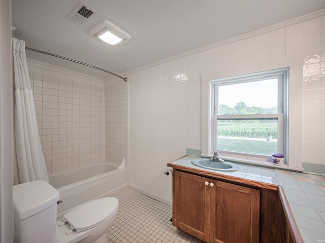 1000 Hastings Lane, Mount Vernon, IN 47620
