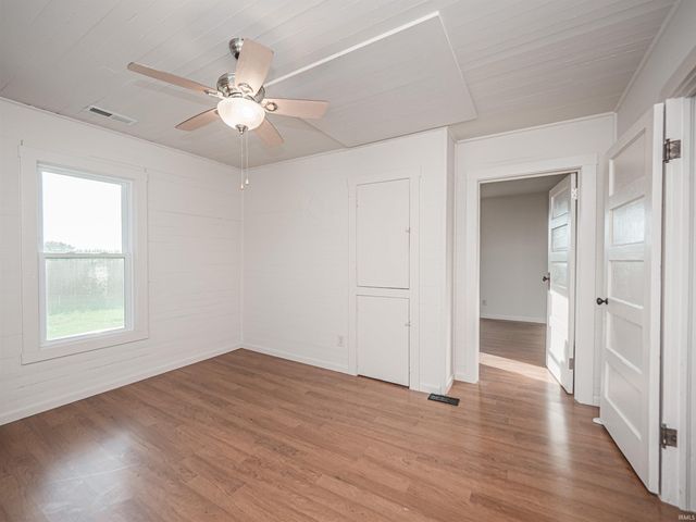 1000 Hastings Lane, Mount Vernon, IN 47620
