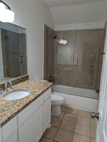 3201 Bois D Arc Street, Greenville, TX 75401