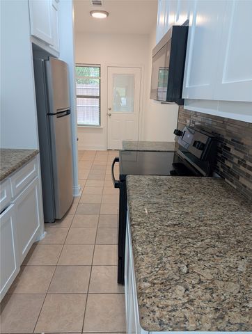 3201 Bois D Arc Street, Greenville, TX 75401