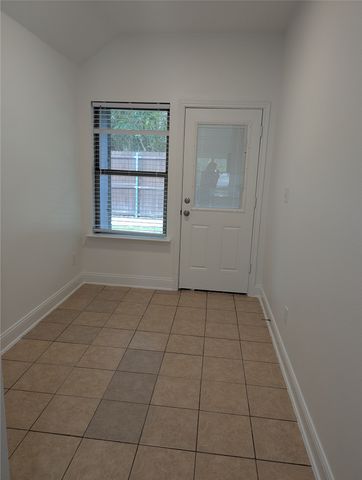 3201 Bois D Arc Street, Greenville, TX 75401