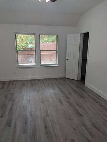 3201 Bois D Arc Street, Greenville, TX 75401